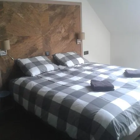 فندق مبيت وإفطار Pergama 3*